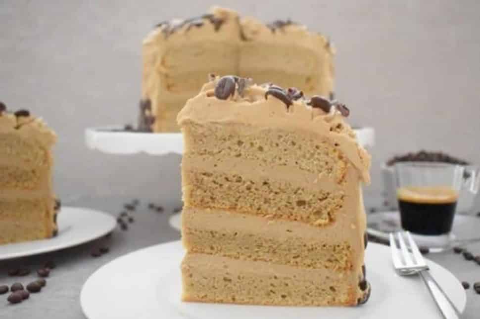 Gâteau à la crème au café, un dessert somptueux et élégant