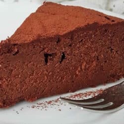 Un dessert délicieux dessert pour toutes les occasions : Moelleux au chocolat et au rhum au Thermomix