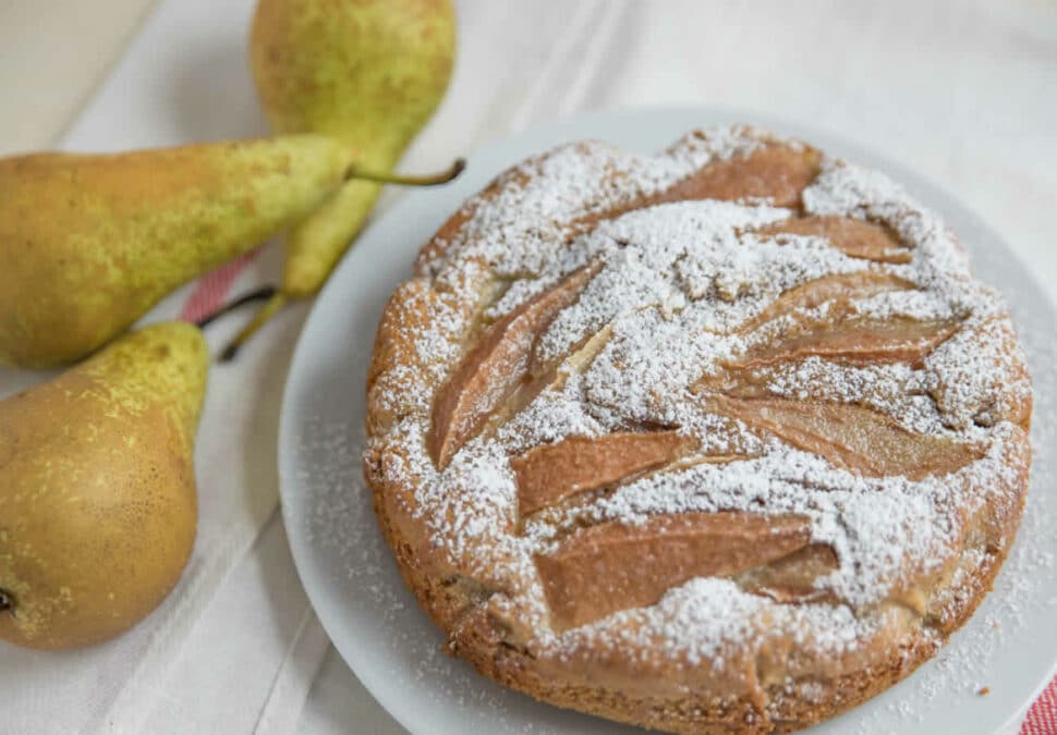 Gâteau Fondant aux Poires au Thermomix : Le Dessert Automnal qui Fond en Bouche !